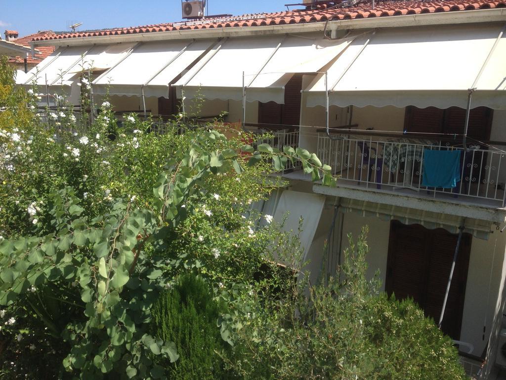Dimitris Rooms Vlikhon Экстерьер фото